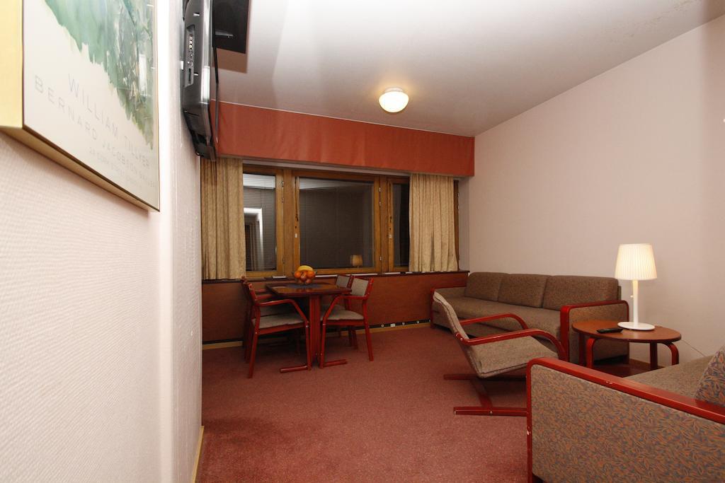 Hotel Musta Kissa Lahtis Rum bild